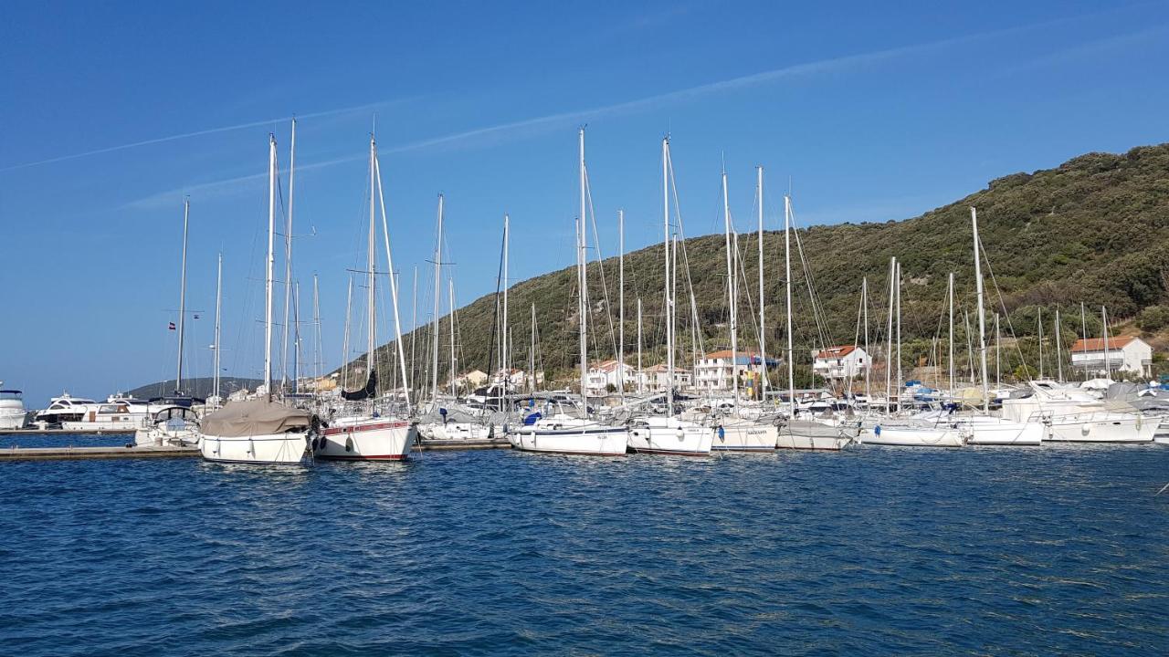 Guest House Galeb2 Supetarska Draga Exterior foto
