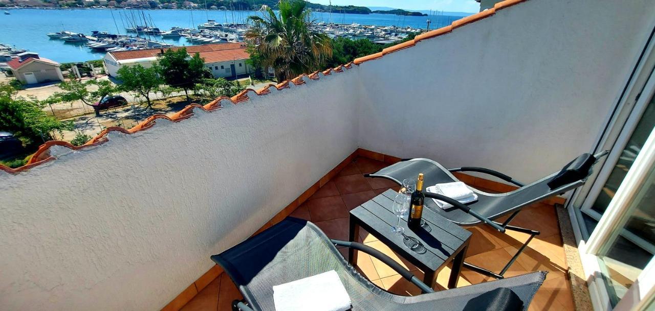 Guest House Galeb2 Supetarska Draga Zimmer foto